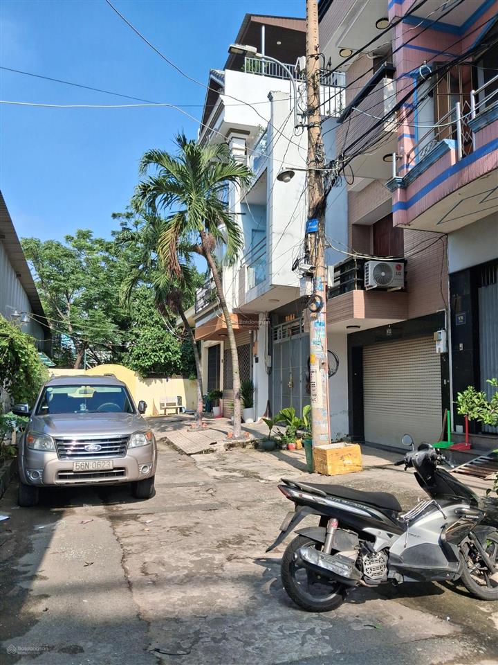 Hxt 10 ngay tô hiệu, tân thới hòa, tân phú  ngang 4m dài 21m  nhà 3 tầng 4pn  chỉ hơn 6 tỷ tl