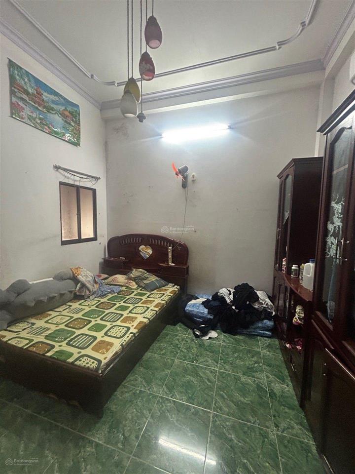 Hxt 10 ngay tô hiệu, tân thới hòa, tân phú  ngang 4m dài 21m  nhà 3 tầng 4pn  chỉ hơn 6 tỷ tl