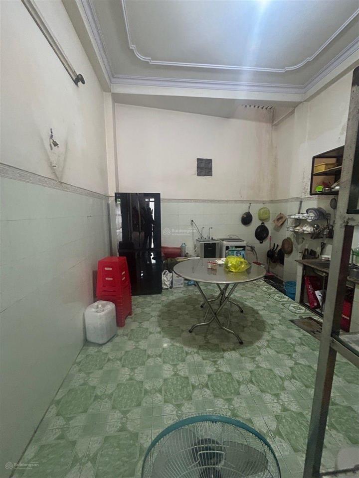 Hxt 10 ngay tô hiệu, tân thới hòa, tân phú  ngang 4m dài 21m  nhà 3 tầng 4pn  chỉ hơn 6 tỷ tl