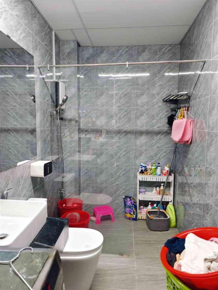 Cách mặt tiền nguyễn kiệm chỉ 2 nhà, phú nhuận 70m2 2 tầng btct 5pn, giá chỉ 6,5 tỷ tl