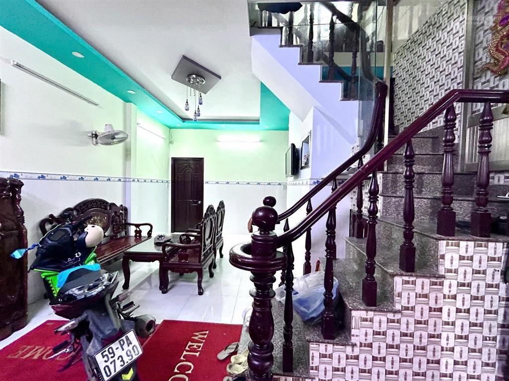 Cách mặt tiền đồng đen chỉ 20m, tân bình hẻm ôtô tới cửa 60m  ngang 5m 2 tầng  4pn