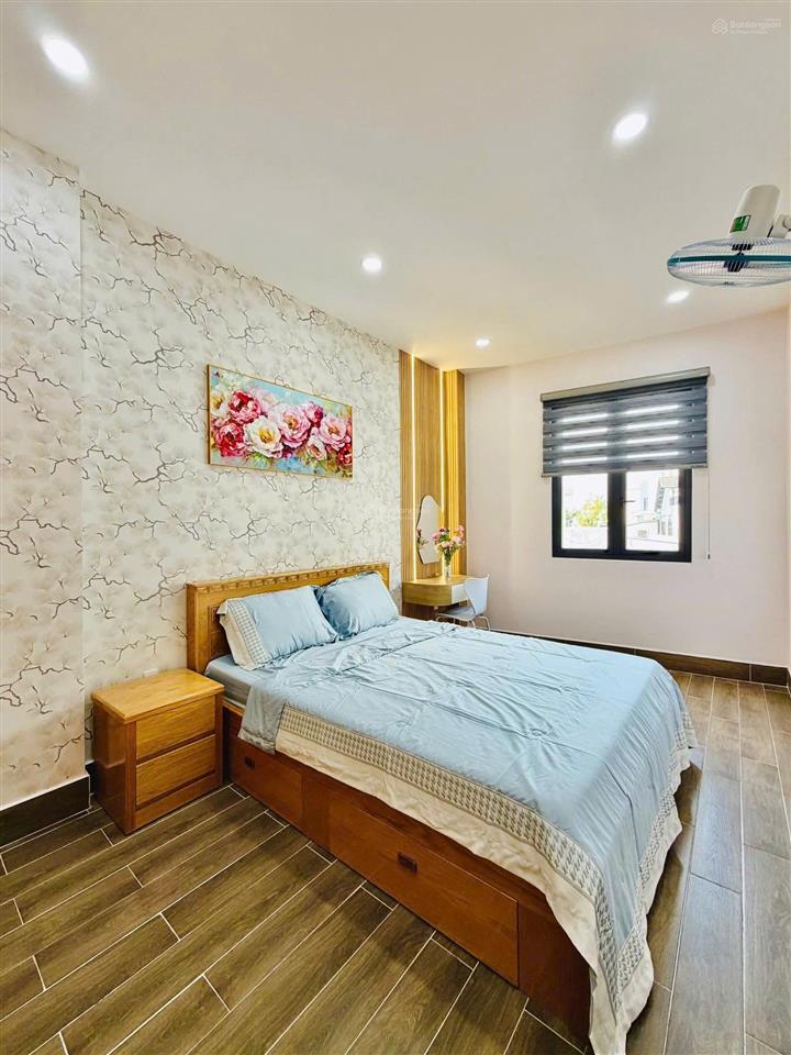 Xuất cảnh bán nhà hxh nguyễn văn luông, ngang 6 x 10, 3 tầng btct, 3pn 3wc, kế chợ hô trọng quý