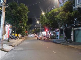 16 tỷ 200 thương lượng, nhà 5 tầng mặt tiền, diện tích  ngan 4 mét, dài 20 mét .