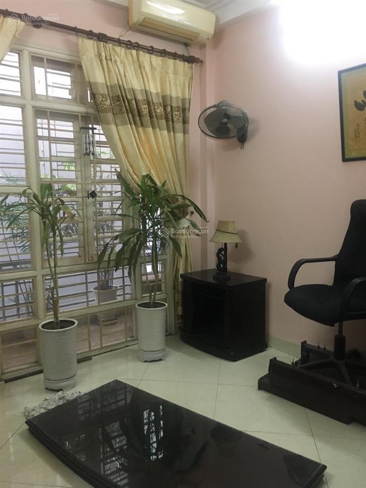 Cho thuê nhà 4 tầng trong ngõ triều khúc