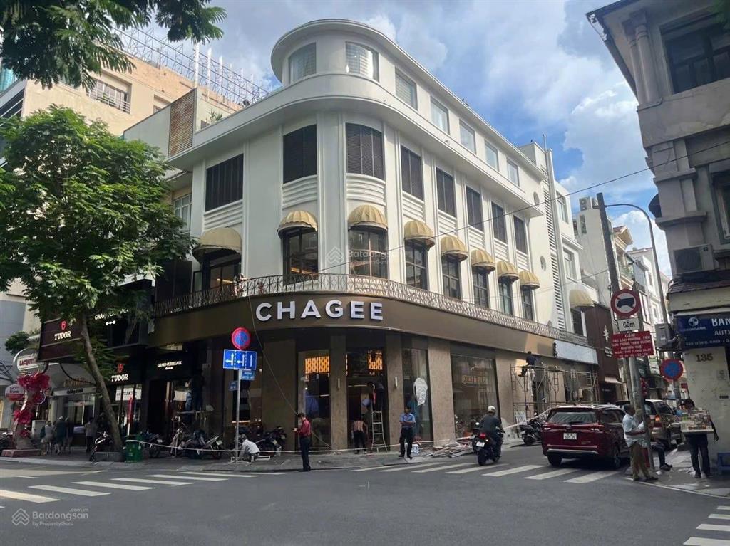 Hàng nóng ! mbkd đỉnh cao lô góc 3mặt tiền tại hàng điếu diện tích khủng phù hợp làm cafe nhà hàng