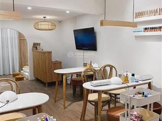 Cho thuê nhà mặt phố đẹp tại mã mây, 50 triệu, 50m2, mặt tiền 4m phù hợp làm spa nail  mi tóc