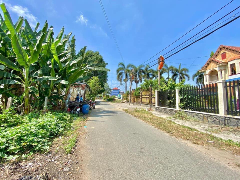 Chủ kẹt tiền ngân hàng cần ra gấp lô đất đ nguyễn văn hoài , giá 1 tỷ 280tr , shr , dt 130m2 .