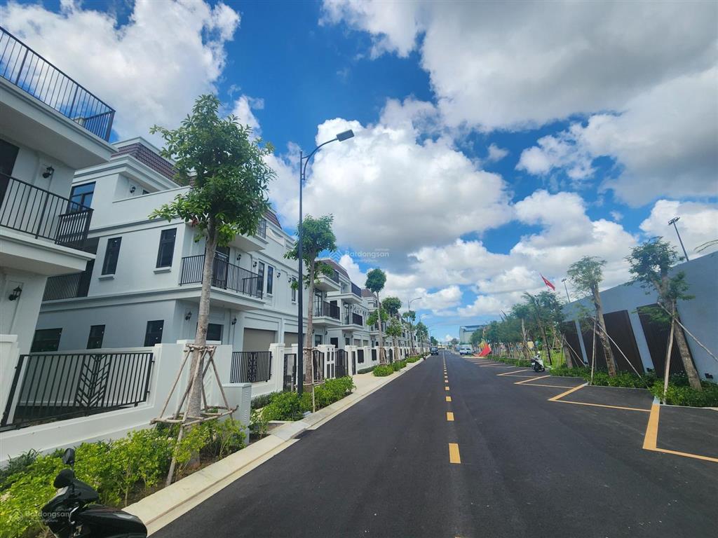 Bán bt song lập view công viên 4pn, 4wc, 172,5m2, 17,5 tỷ tại nv2, la vida residences, vũng tàu
