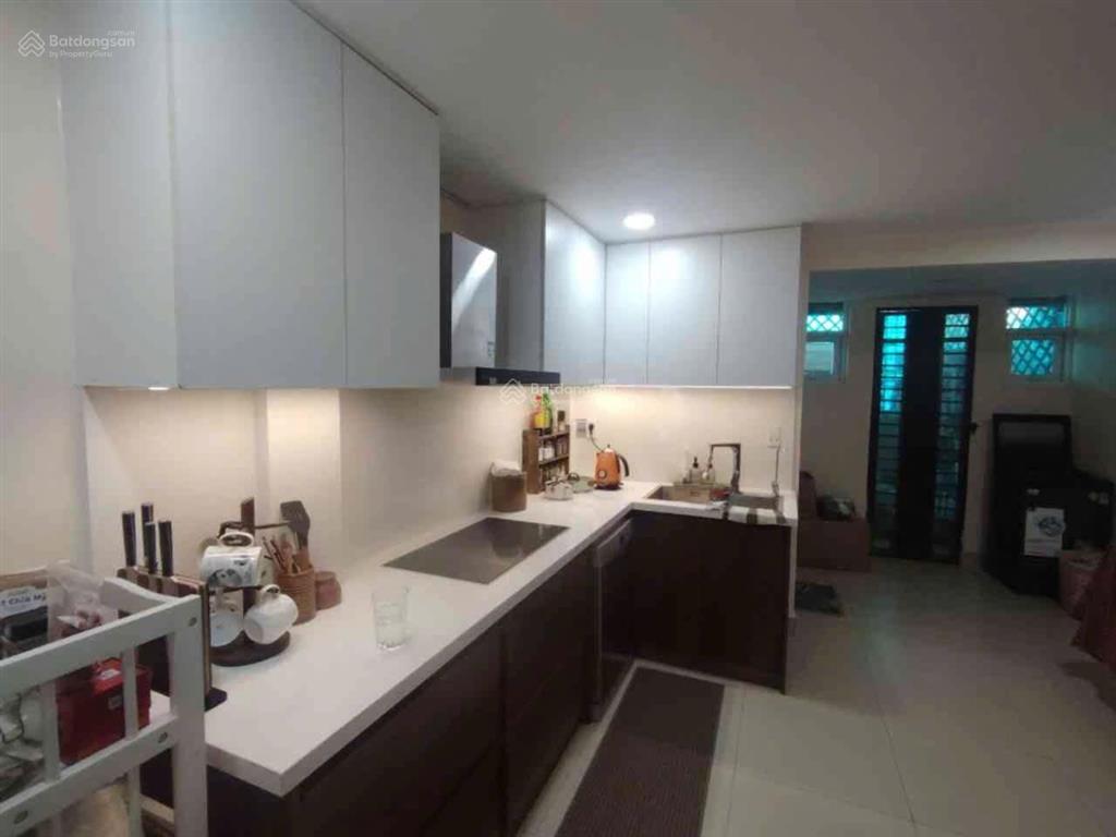 Nhà bán hẻm xe hơi đường huỳnh tấn phát, quận 7, 4pn, nhỉnh 6 tỷ