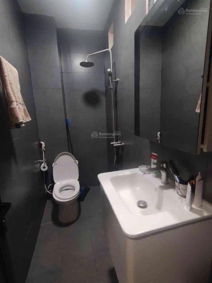 Nhà bán hẻm xe hơi đường huỳnh tấn phát, quận 7, 4pn, nhỉnh 6 tỷ