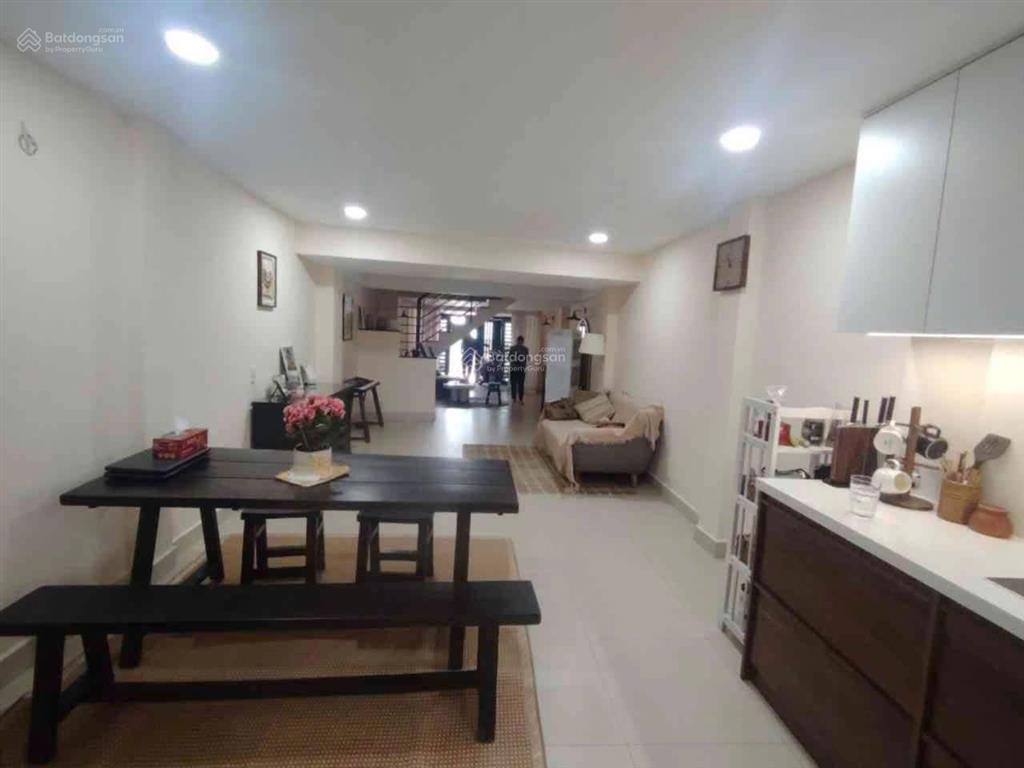 Nhà bán hẻm xe hơi đường huỳnh tấn phát, quận 7, 4pn, nhỉnh 6 tỷ