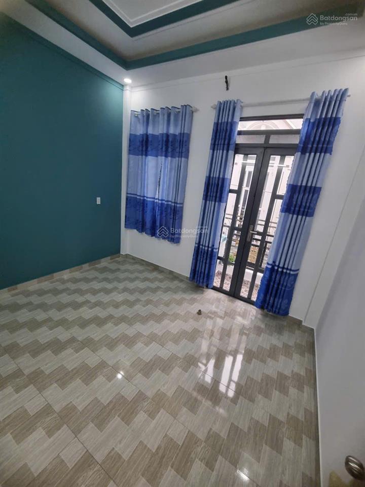 Bán nhà chính chủ gần chợ mỹ hạnh nam 43m2 2pn, 2wc 680tr còn thương lượng