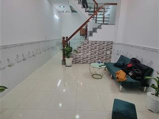 Bán nhà chính chủ gần chợ mỹ hạnh nam 43m2 2pn, 2wc 680tr còn thương lượng