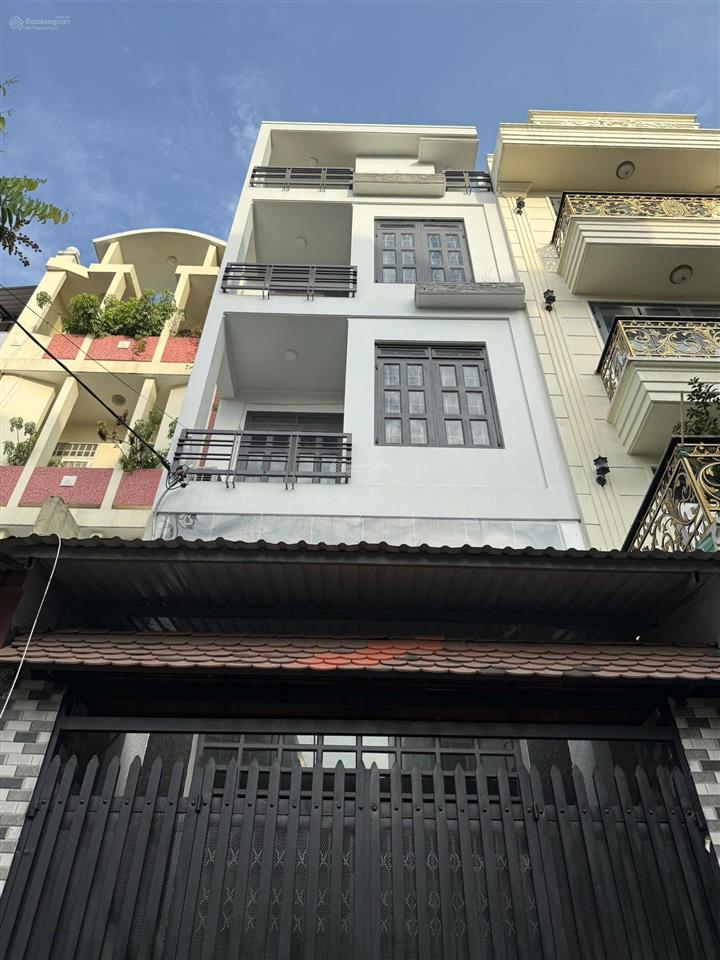 Nhà đẹp thạnh xuân ngay ngã tư ga xe hơi ngủ trong nhà