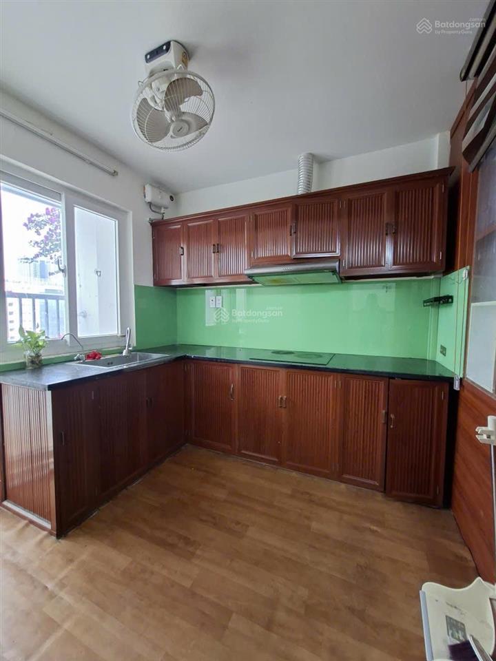 Gấp..! bán chung cư 82m2  6,5 tỷ  nguyễn chánh  mạc thái tổ 2 ngủ 2 wc.