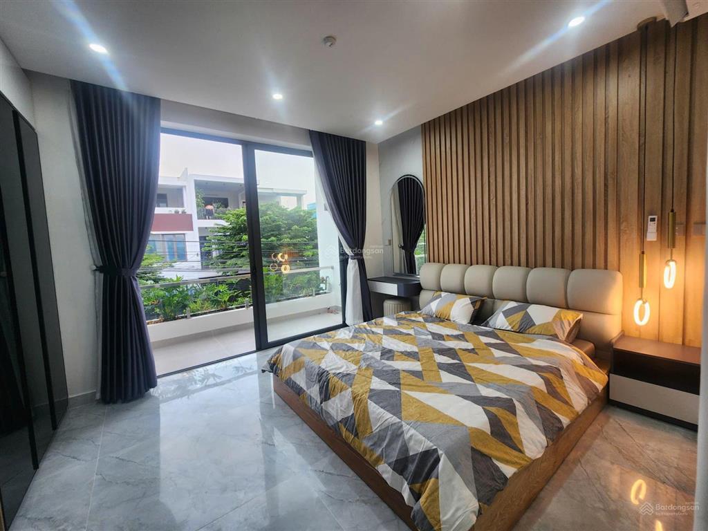 Nhà đẹp full nội thất  gần biển liên chiểu  chỉ xách vali vào ở