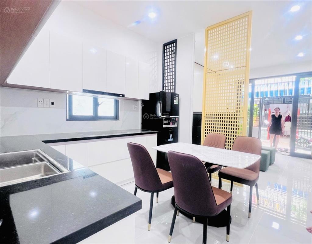 2 mặt kiệt núi thành siêu đẹp ngay trung tâm hải châu