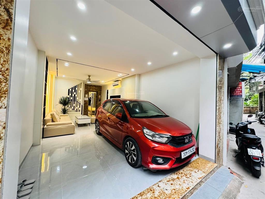 Bán nr tại yên hòa, 17,6 tỷ, 48m2 thực tế 51m, 7 tầng thang máy, mặt tiền 4.1m