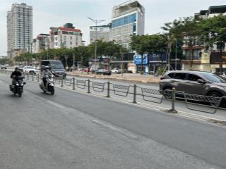Nhà hiếm mặt phố quyền lực
siêu phẩm mặt phố võ chí công  5 tầng thang máy  vỉa hè ô tô tránh