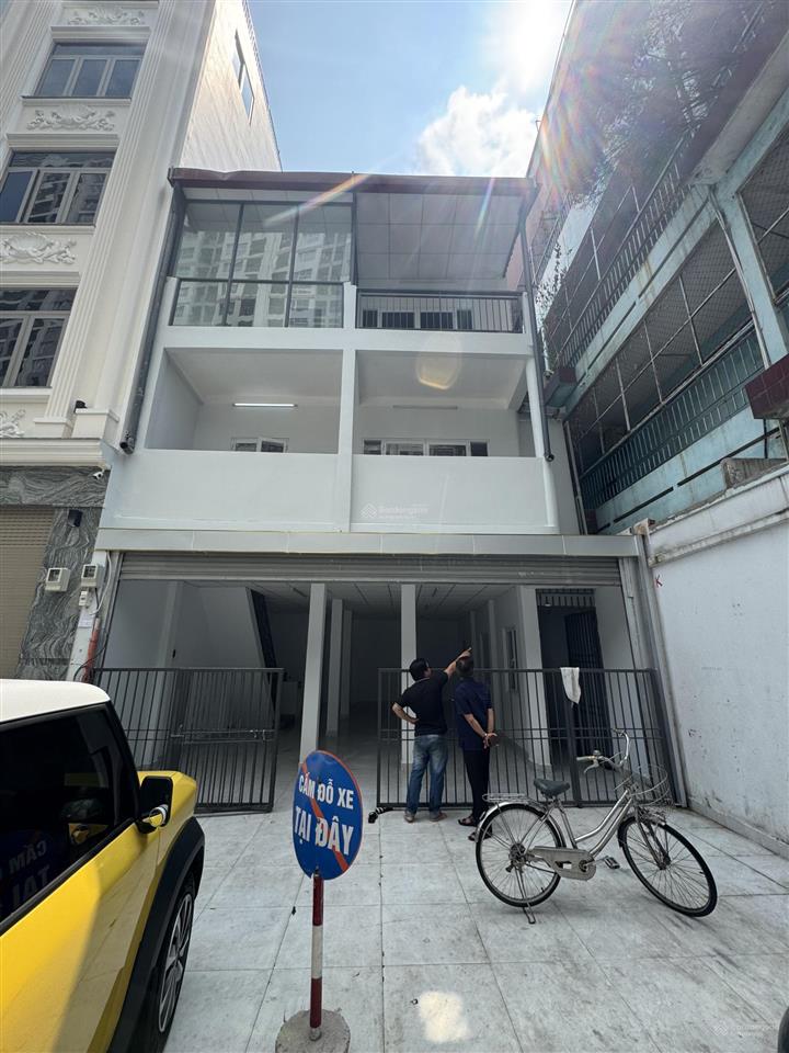 Cho thuê nhà mặt phố 68, nguyễn khoái, 55 triệu, 70m2, 3 tầng, 3wc, mặt tiền 8m