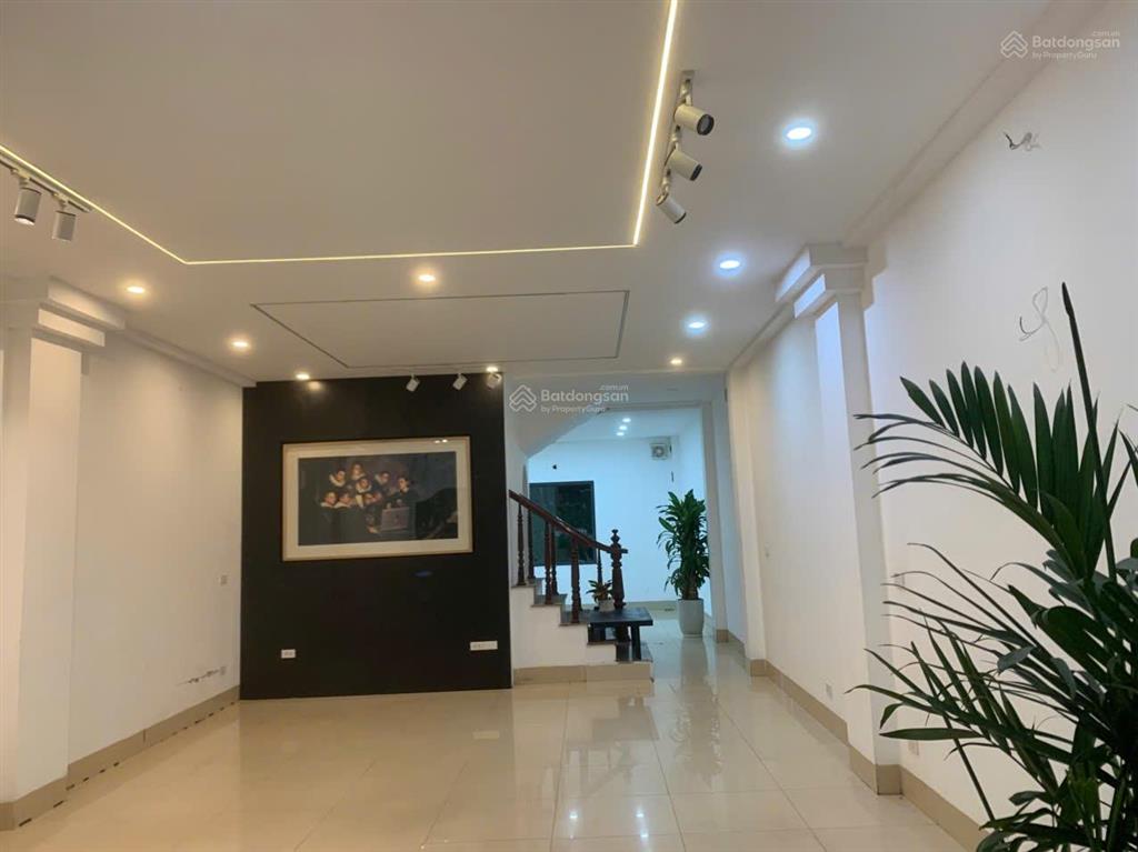 Cho thuê mặt bằng tầng 1 riêng biệt 100m² tại hoàng văn thái, giá chỉ 10 triệu