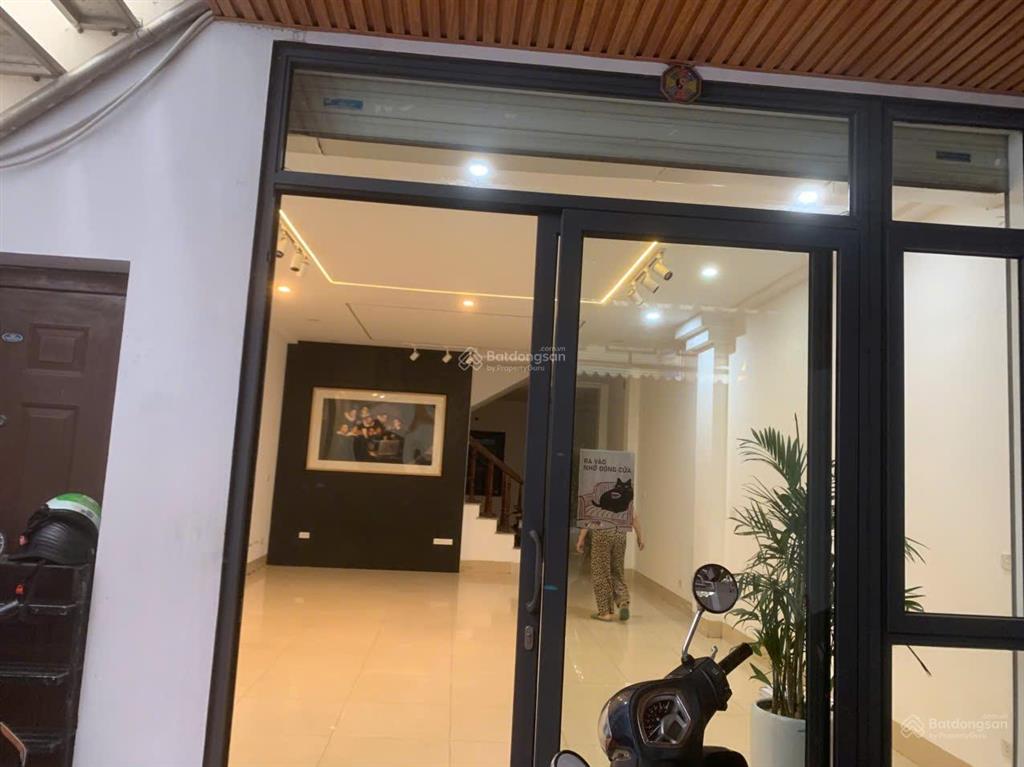 Cho thuê mặt bằng tầng 1 riêng biệt 100m² tại hoàng văn thái, giá chỉ 10 triệu