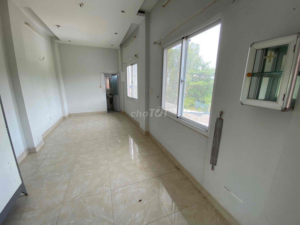 Nhà 4x14.5m, shr, 4 tầng, hẻm oto 7m