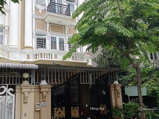 Cần bán nhà phố ninh giang gồm trệt 2 lầu 1 tum giá 8.5 tỷ, sổ hồng riêng. 0938 821 ***