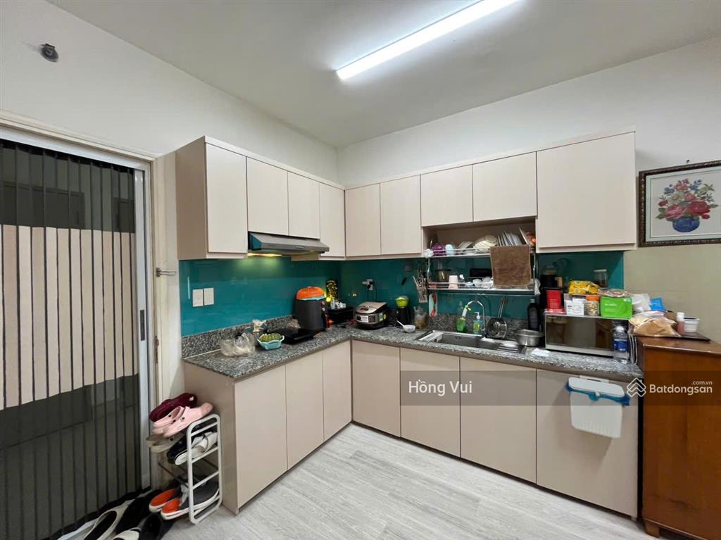 Cần bán nhanh chung cư citihome căn 2 phòng ngủ giá 2.5 tỷ. 0938 821 ***
