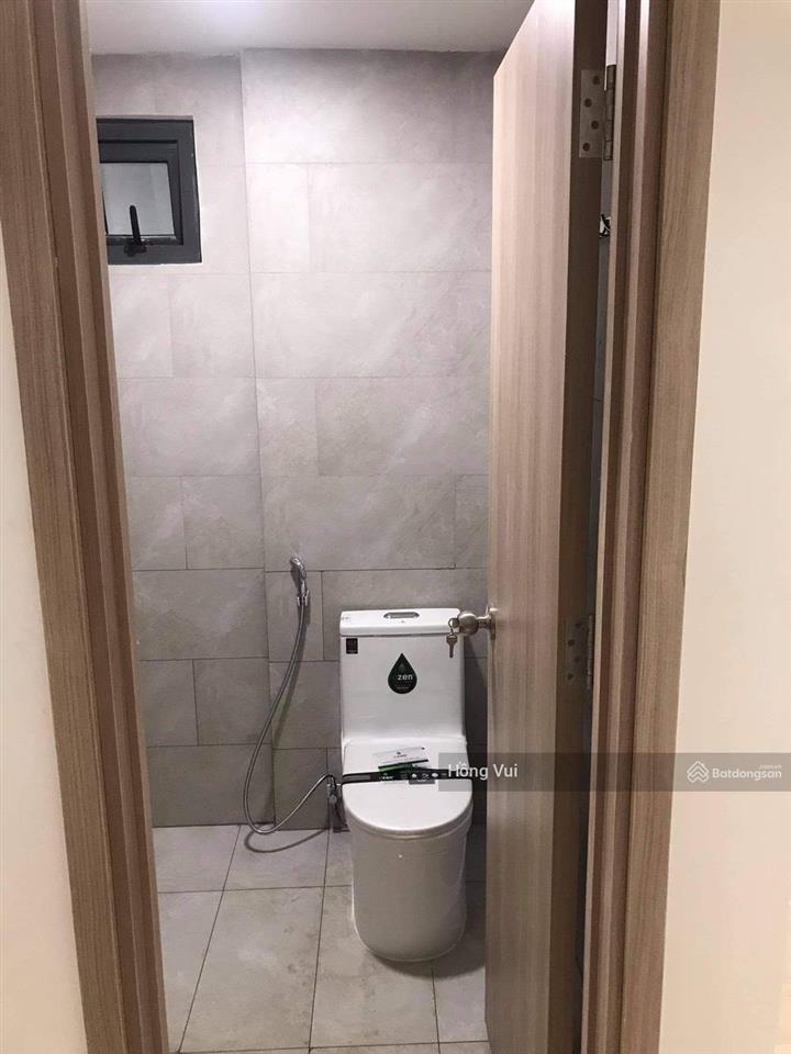 Chính chủ cần bán gấp căn góc giá 2,86 tỷ, sổ sẵn 2 phòng ngủ, 2 wc.  0938 821 ***