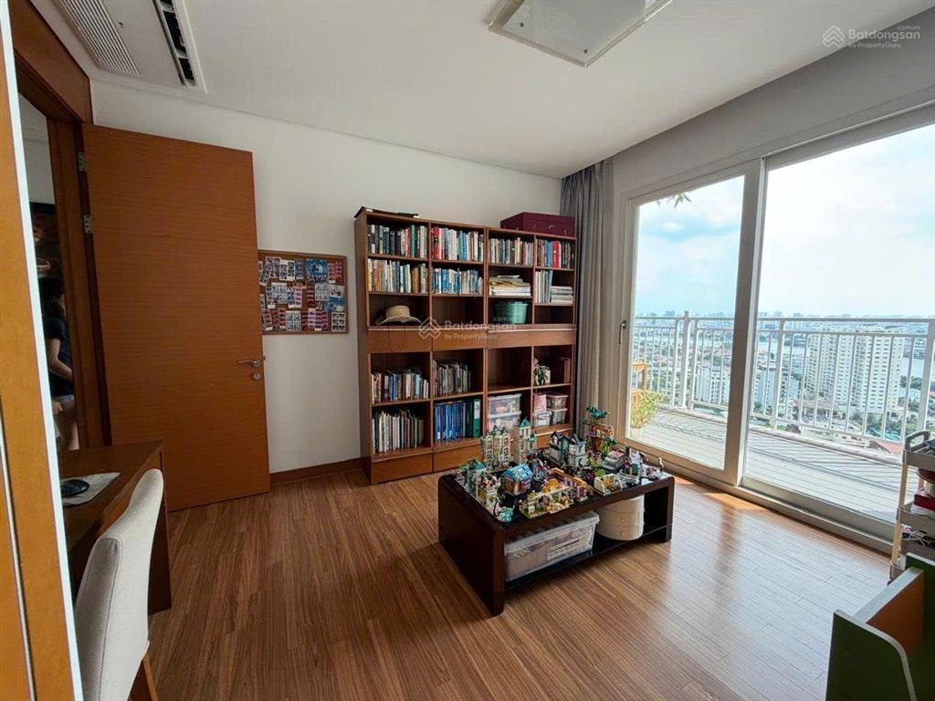 Cho thuê xi riverview  3pn 200m²  view sông thoáng mát