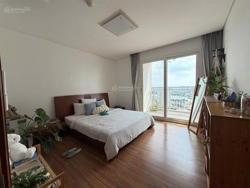 Cho thuê xi riverview  3pn 200m²  view sông thoáng mát