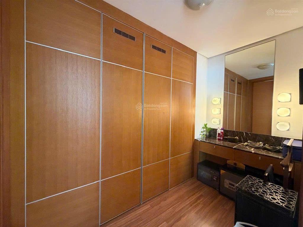 Cho thuê xi riverview  3pn 200m²  view sông thoáng mát