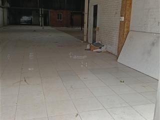 Cho thuê kho xưởng 1000m2 giá 42 triệu, xã vl a đường xe tải.