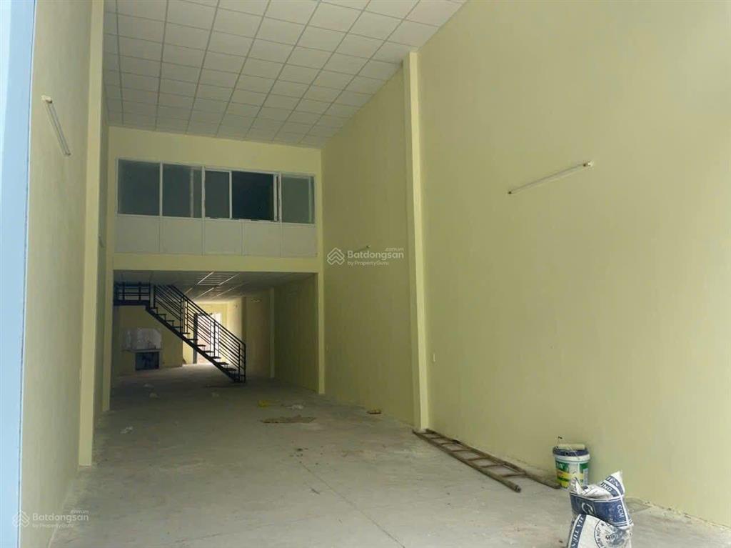 Cần bán kho xưởng gấp 190m2 giá 7 tỷ sổ hồng riêng tại vĩnh lộc a bình chánh.