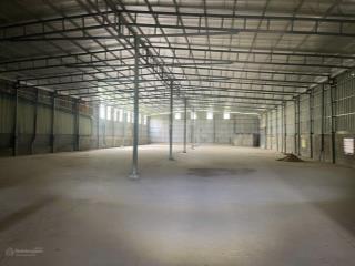 Cho thuê kho xưởng 1600m2 giá thuê 90 triệu, tại xã xtt hóc môn tp hcm.