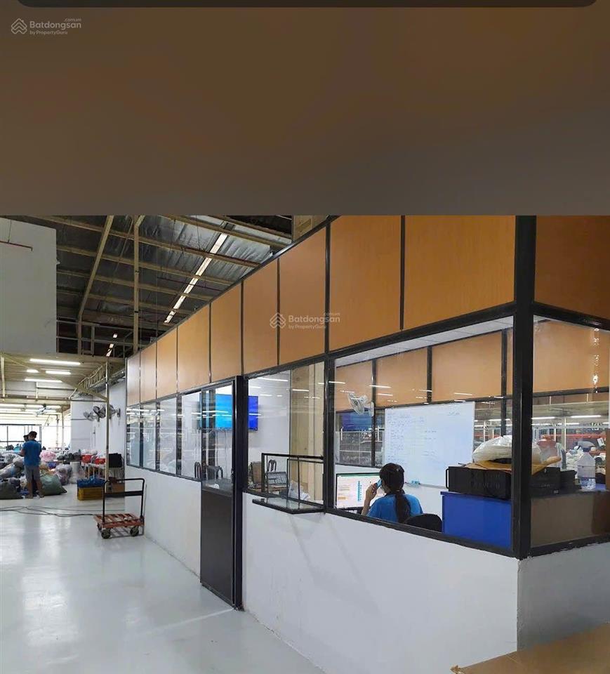 Cho thuê kho xưởng làm nghành may tdtkv 5300m2 giá 370 triệu, tạ hóc môn tp.hcm