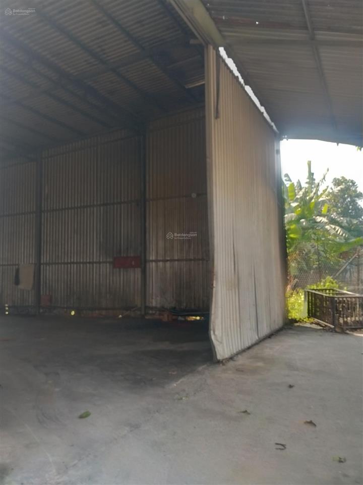 Cho thuê kho xưởng 240m2 giá 12 triệu đồng 1 tháng, vĩnh lộc a đường xe tải lớn