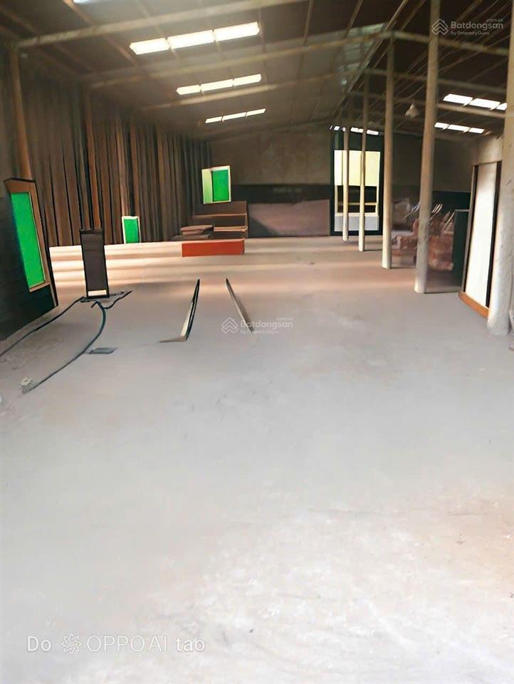Cho thuê kho xưởng 250m2 giá 13 triệu, tại vĩnh lộc a đường xe tải 10 tấn