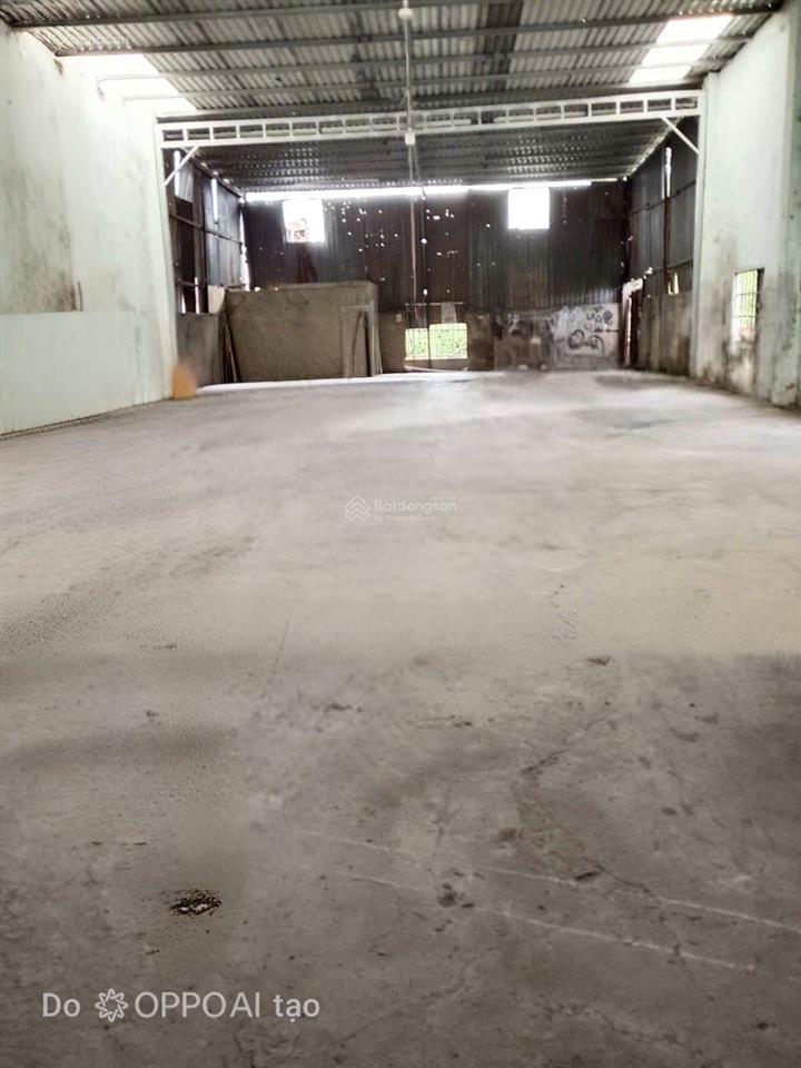 Cho thuê kho xưởng 250m2 giá 13 triệu đồng 1 tháng đường xe tải 10 tấn, tại vla bc