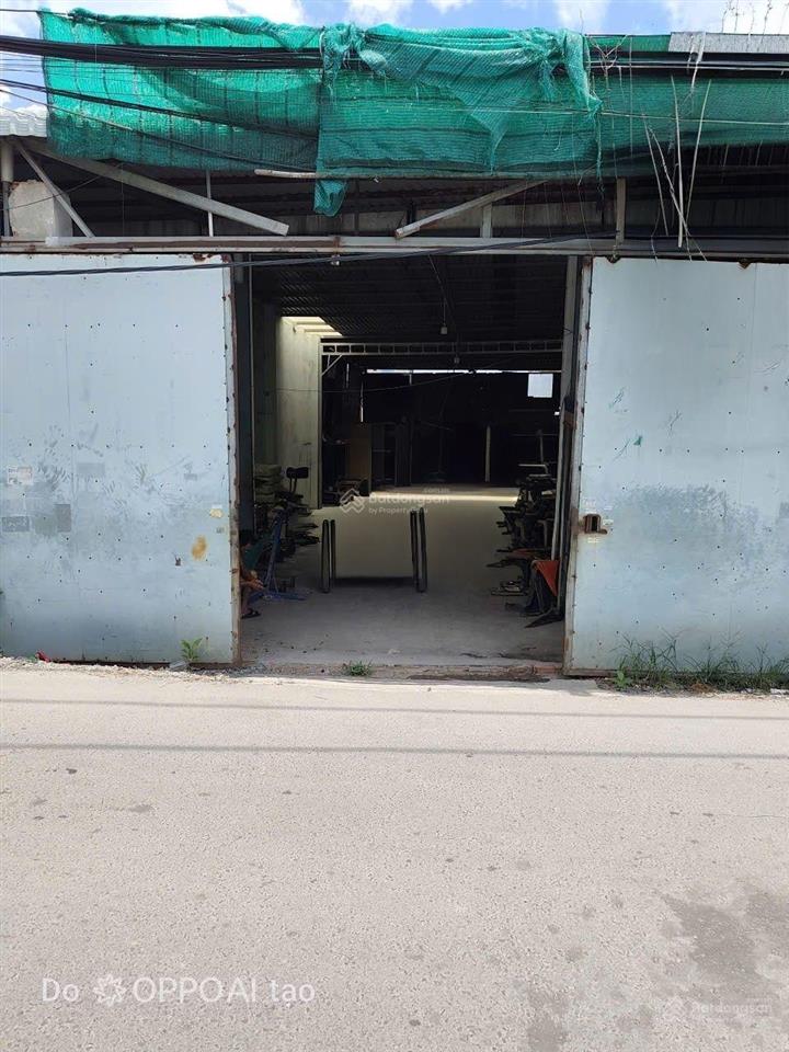 Cho thuê kho xưởng 250m2 giá 13 triệu đồng 1 tháng đường xe tải 10 tấn, tại vla bc