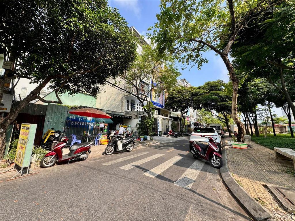 Siêu vị trí đất nền 5x20 mặt tiền đường số 7 view công viên kdc trung sơn, sổ hồng xây dựng tự do