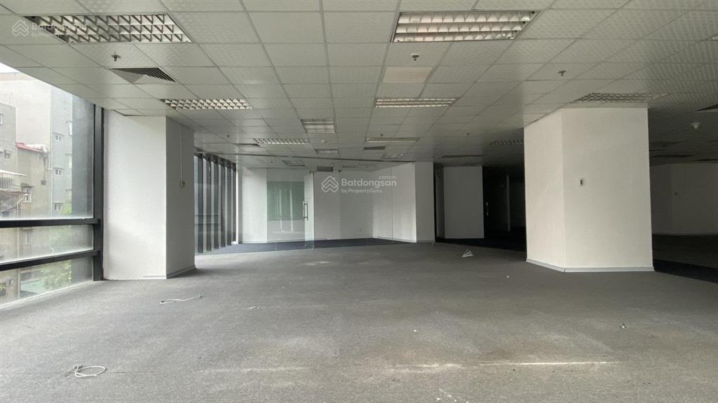 Trực tiếp chủ đầu tư cho thuê 338m2 văn phòng toà 170 la thành, phường ô chợ dừa, hà nội