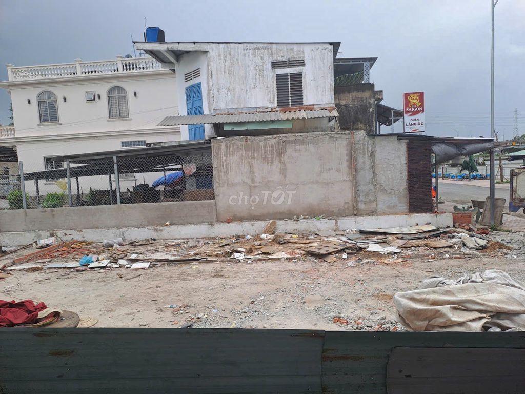 Cho thuê đất mặt tiền bờ kè Vàm Cỏ Đông Bến Lức