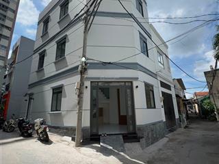 Bán nhà. 1 trệt 3 lầu cách mặt tiền nguyễn duy trinh 20 q2