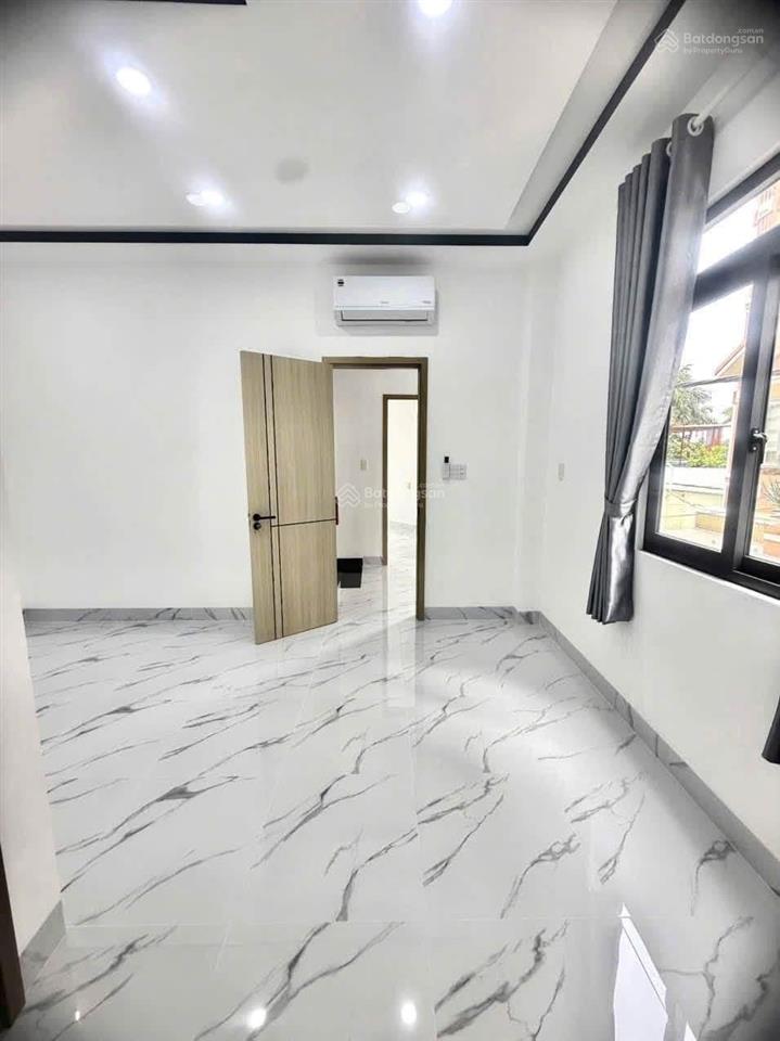 Bán nhà 1 trệt 3 lầu gần homyland 2 nguyễn duy trinh q2