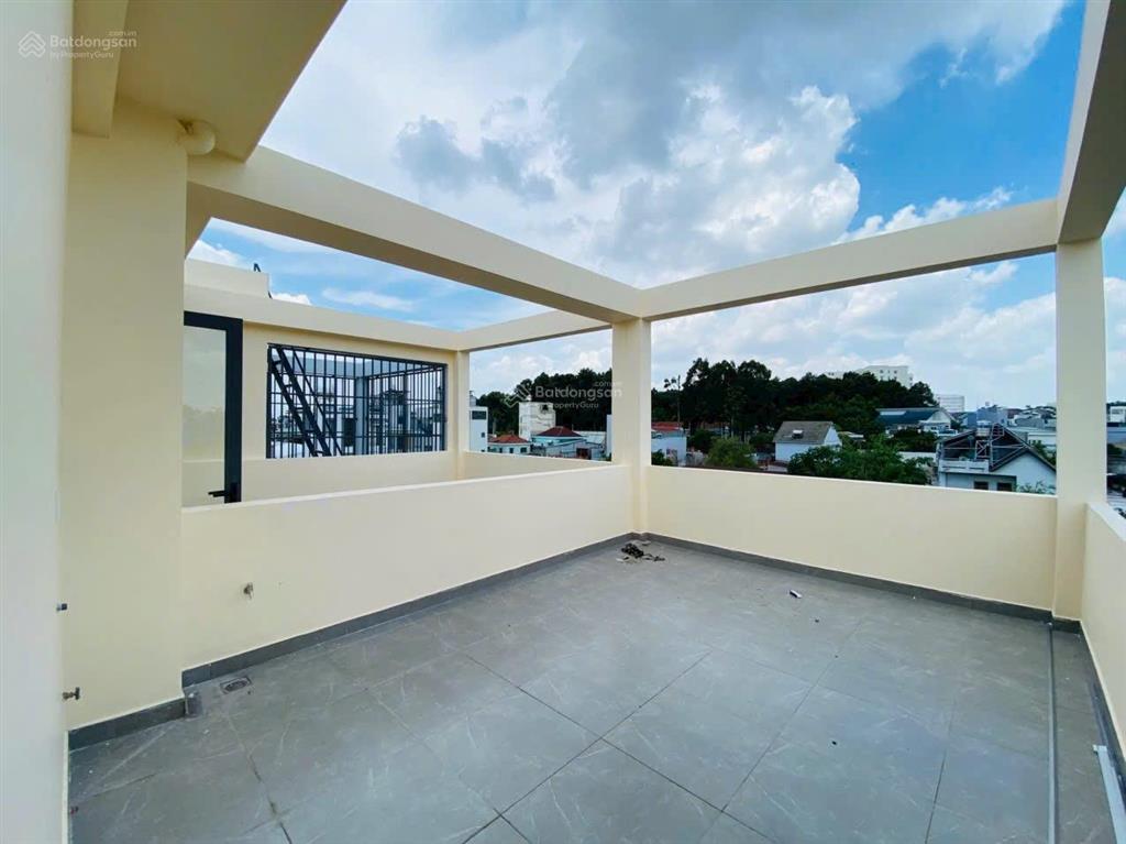 Bán căn liền kề gần đình phong phú, quận 9