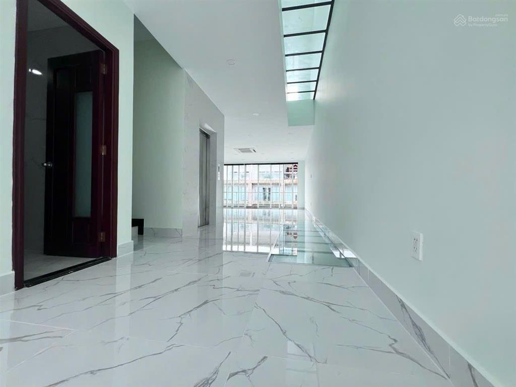 Cho thuê nguyên căn shophouse sala đại quang minh 5 tầng diện tích 500m2 giá thuê 110 triệu/tháng
