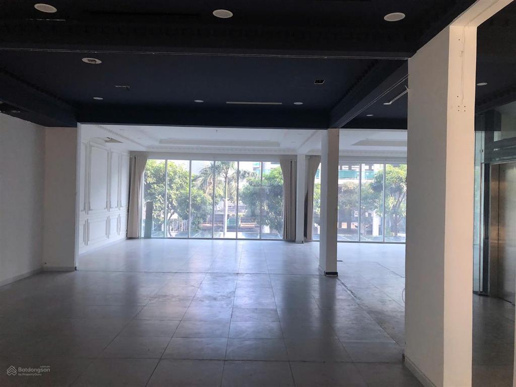 Chính chủ cho thuê 2 căn shophouse sala thủ thiêm đã thông nhau sẵn diện tích sàn 1000m2 giá tốt