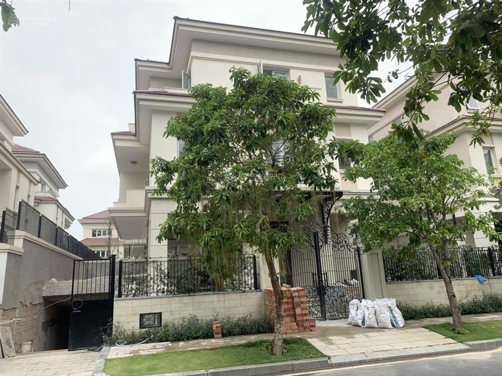 Hiếm có căn biệt thự saroma villa sala 322m2 bán giá tốt sala 225 tỷ, đầy đủ nội thất cao cấp